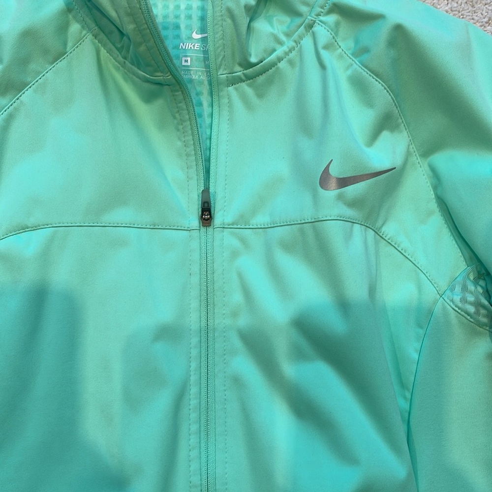 Nike jacket - Picture 4 of 7